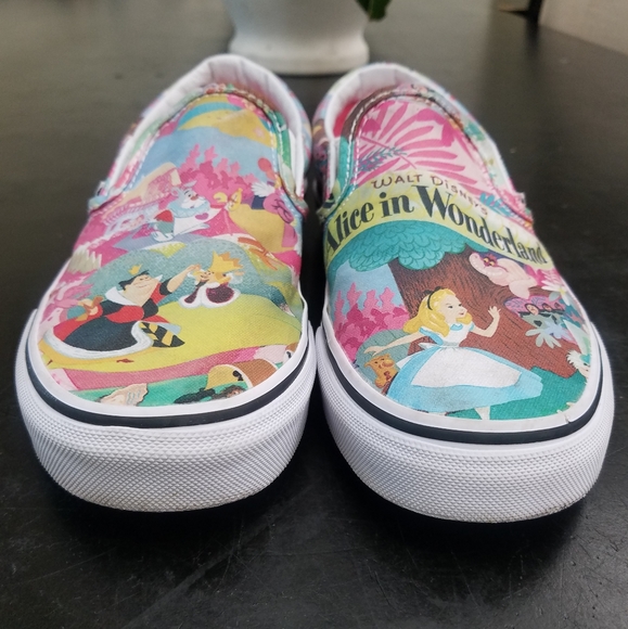 **SOLD***VAN'S Disney Alice in Wonderland (5.5) - Picture 8 of 8
